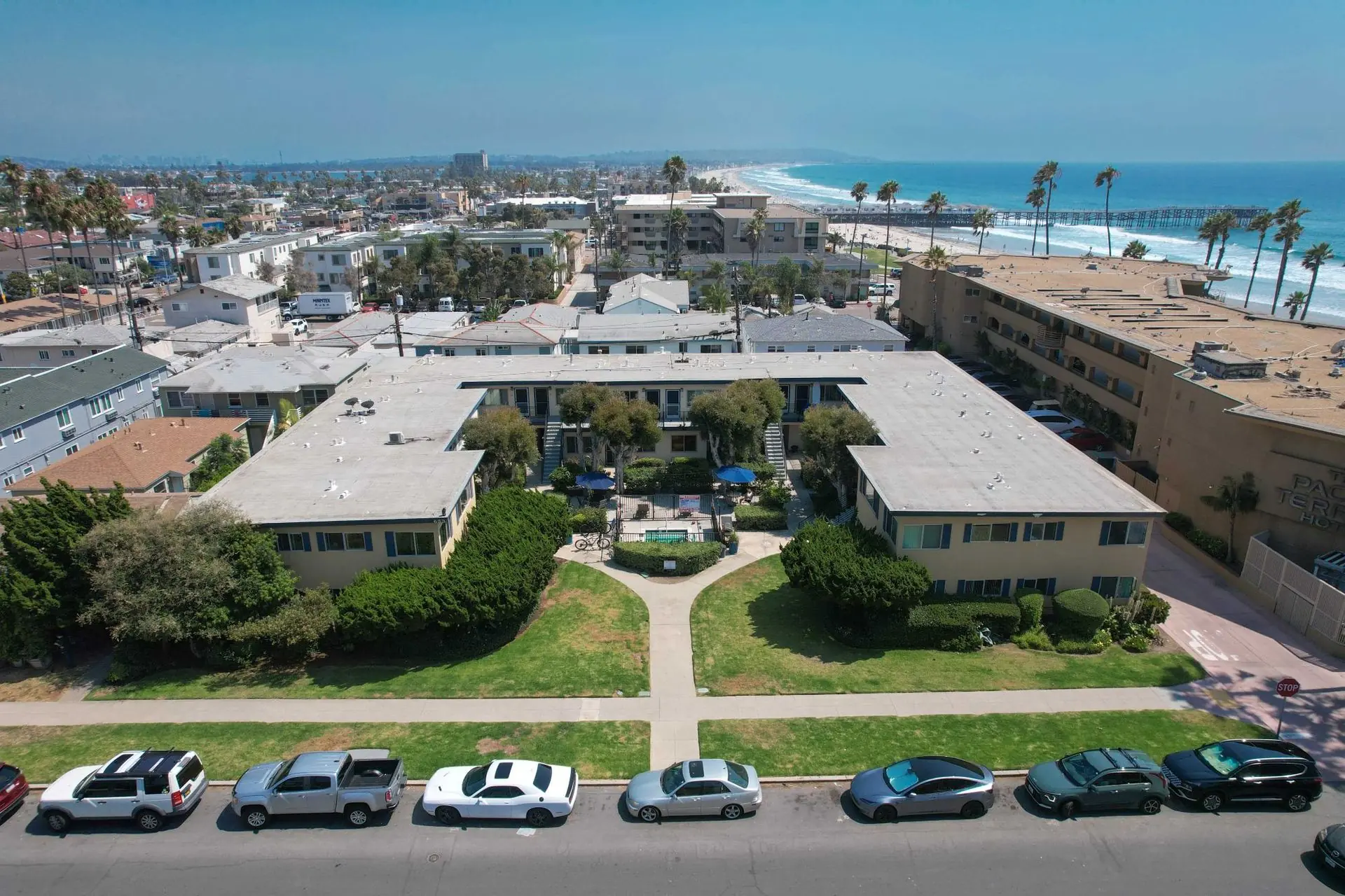 Commercial iron railing fabrication in San Diego